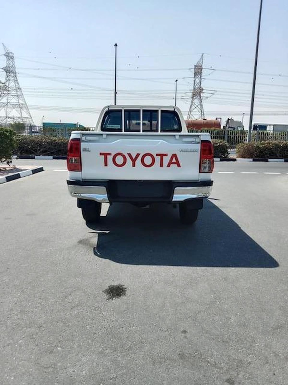TOYOTA HILUX 2019 DOUBLE CABIN 4×4-10-10