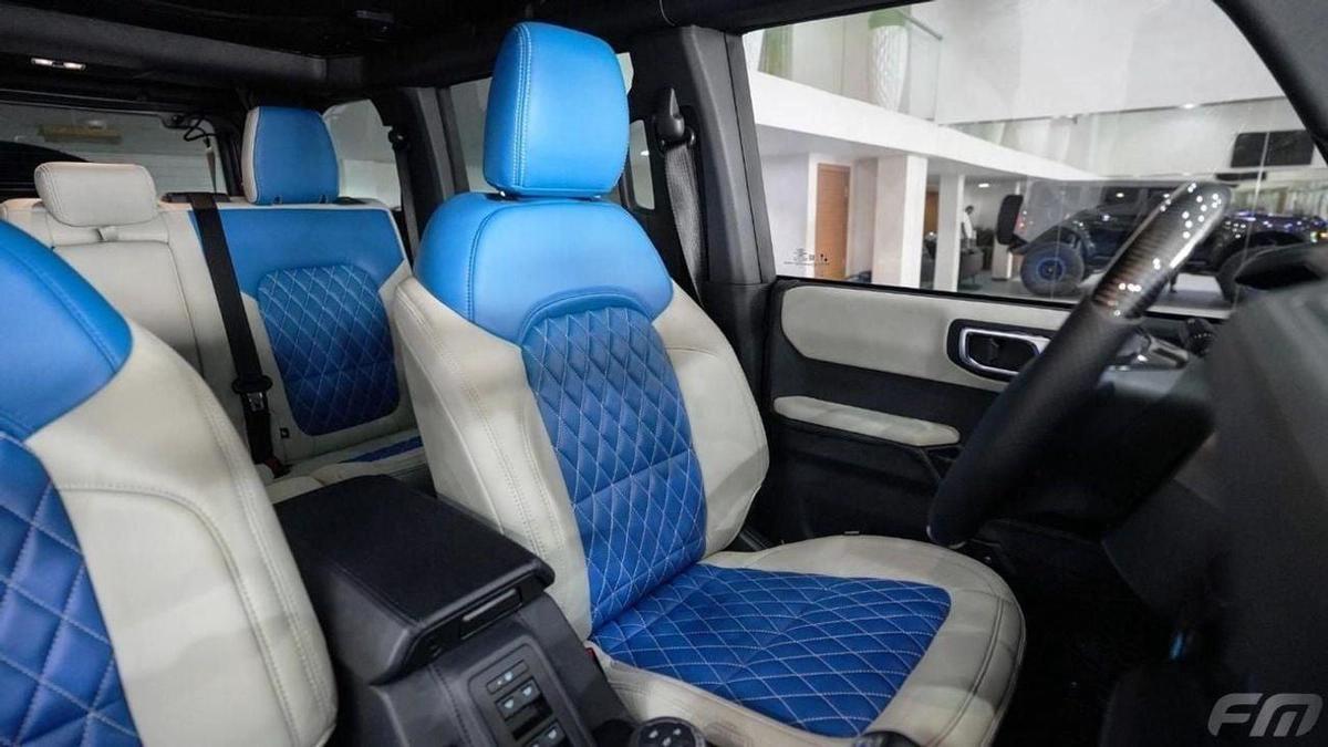 Ford Bronco WILDTRAK 2.7L (5 Seater)-5-5