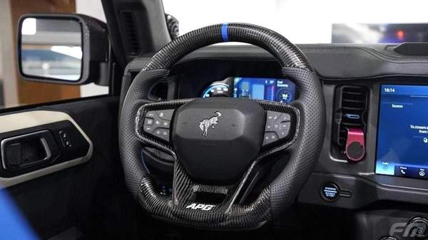 Ford Bronco WILDTRAK 2.7L (5 Seater)