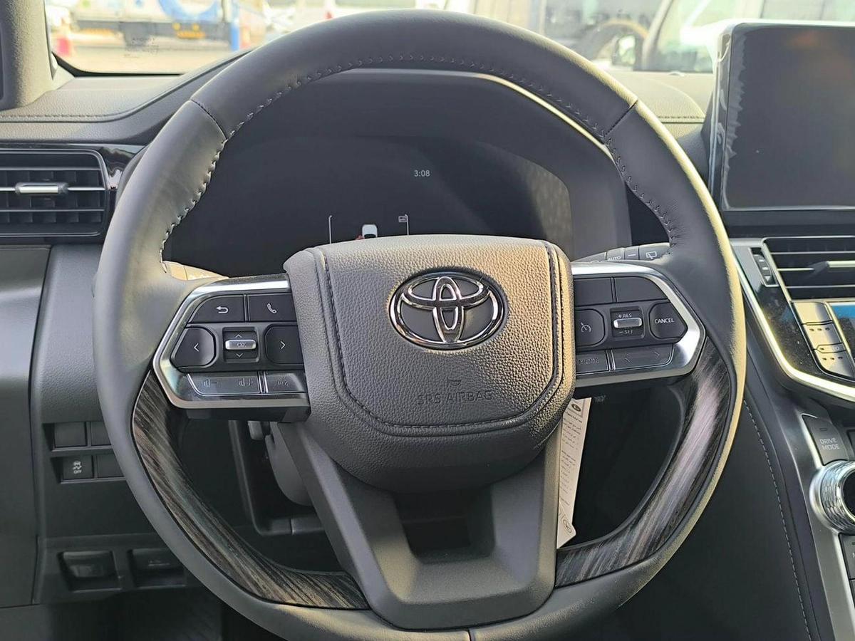 Toyota Land Cruiser LAND CRUISER VXR 3.3L DIESEL-10-10