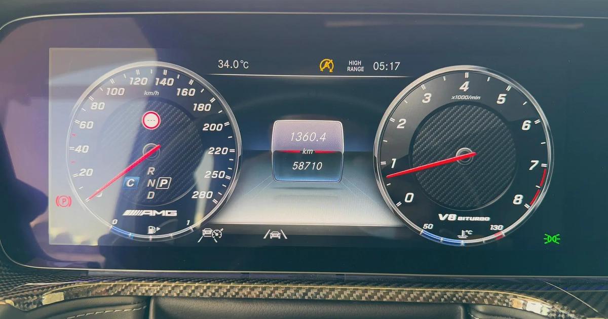 Mercedes-Benz G63 AMG V8 Mint Condition Car-15-15