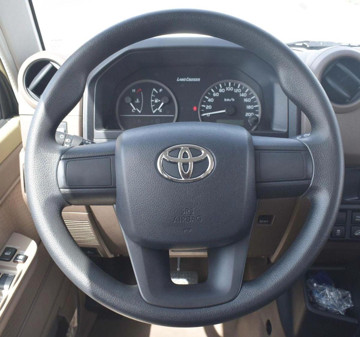 Toyota Land Cruiser Pick Up LC79 DC 2.8L AT GCC 2025-9-9