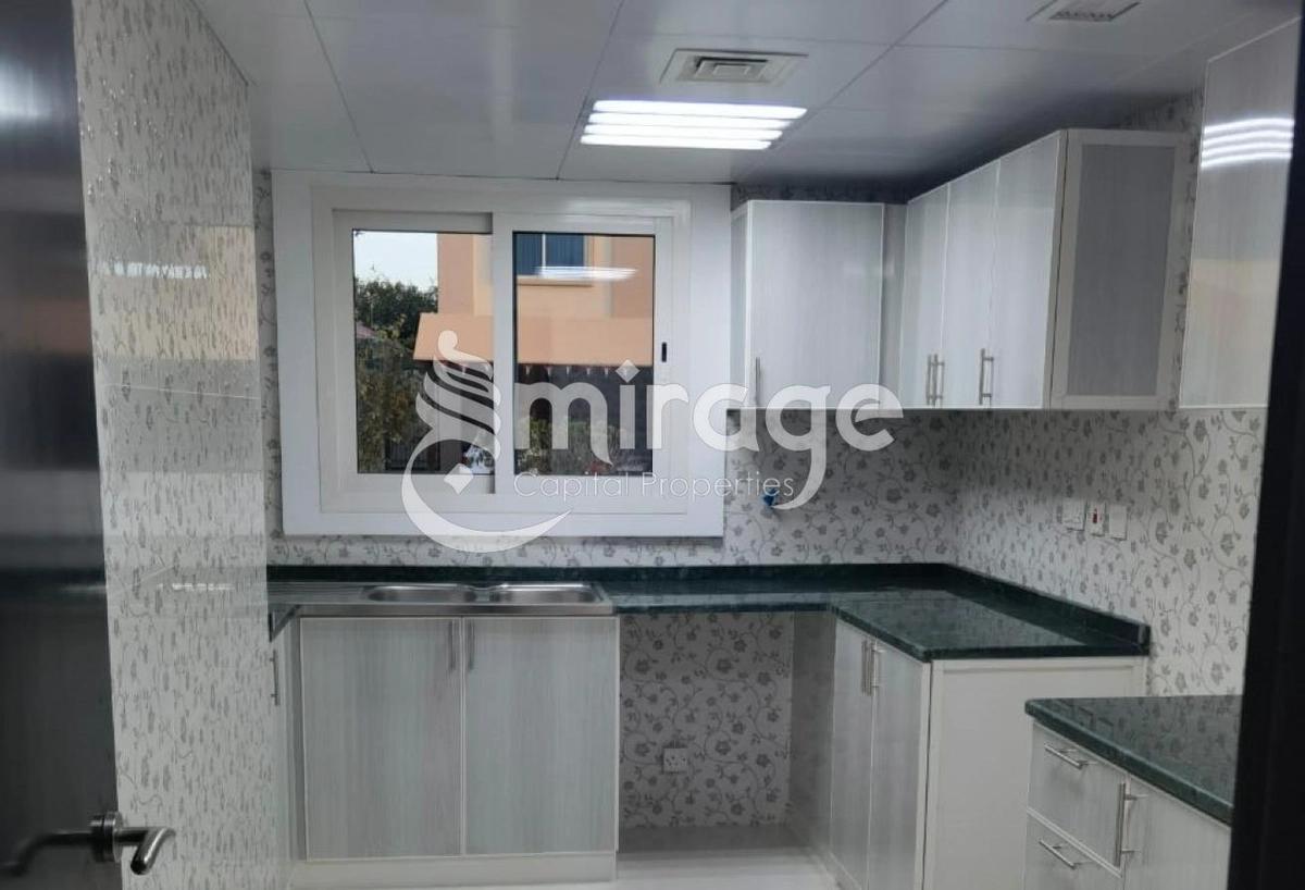 Huge Layout | Modern 5BR Villa | Prime Location-8-8