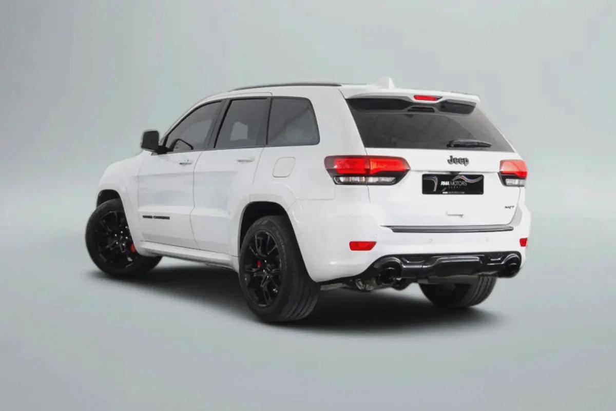 3,754 AED / 60 month’s | 0% DP | 2019 Jeep Grand Cherokee SRT / Full Jeep Service History / Jeep War-1-1