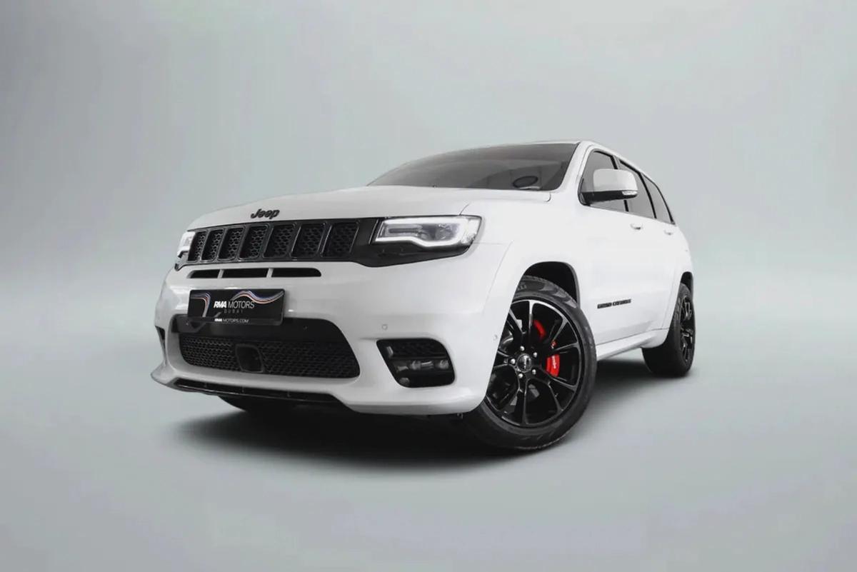 3,754 AED / 60 month’s | 0% DP | 2019 Jeep Grand Cherokee SRT / Full Jeep Service History / Jeep War-4-4