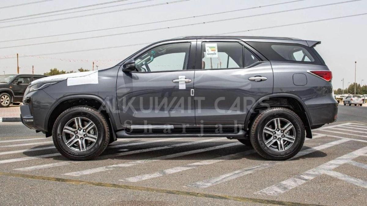 Toyota Fortuner Fortuner 2.7L 4WD V4-5-5