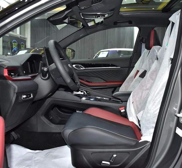 Chery Tiggo 4 ( 2026 Model ) in Grey Color GCC Specs