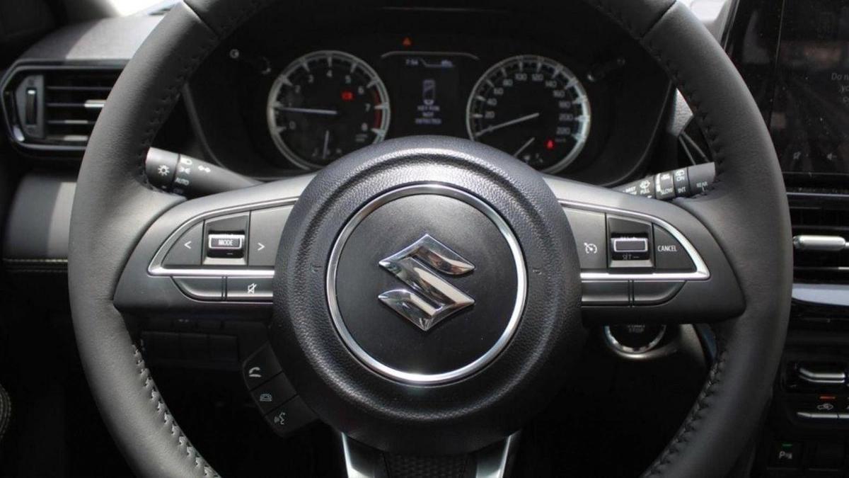 Suzuki Grand Vitara Suzuki grand vitara 4x2 AT 1.5l petrol MY2025-10-10