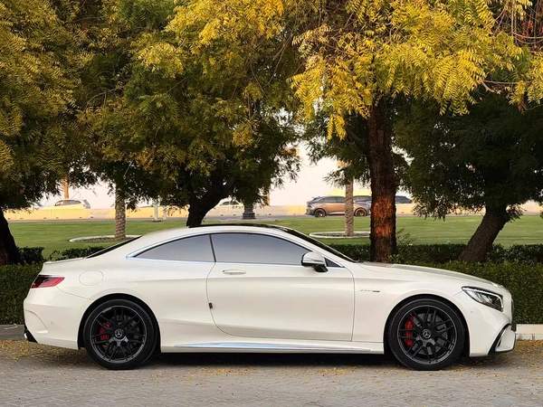 Mercedes Benz S cope 63 AMG FREE ACCIDENT UNDER WARRANTY
