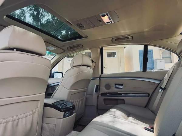 BMW 740I | 2007 | ONLY : 118,367 KM | JAPAN IMPORT | CLEAN TITLE | NO ACCIDENT