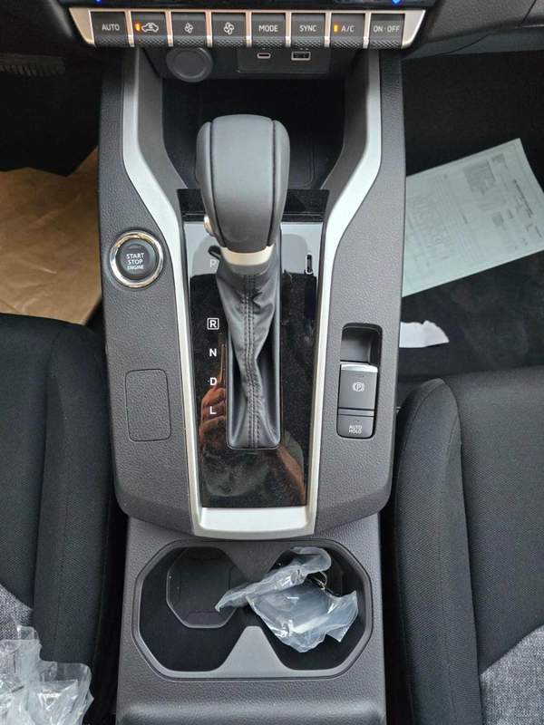 Mitsubishi Xforce 2025 MITSUBISHI XFORCE 1.5L H-line