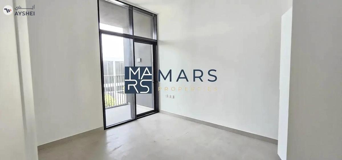 Brand new three bedrooms corner unit ready to move is available for sales in Masaar Sharjah -14-14