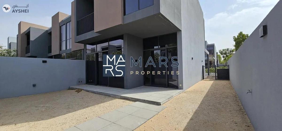 Brand new three bedrooms corner unit ready to move is available for sales in Masaar Sharjah -1-landscape