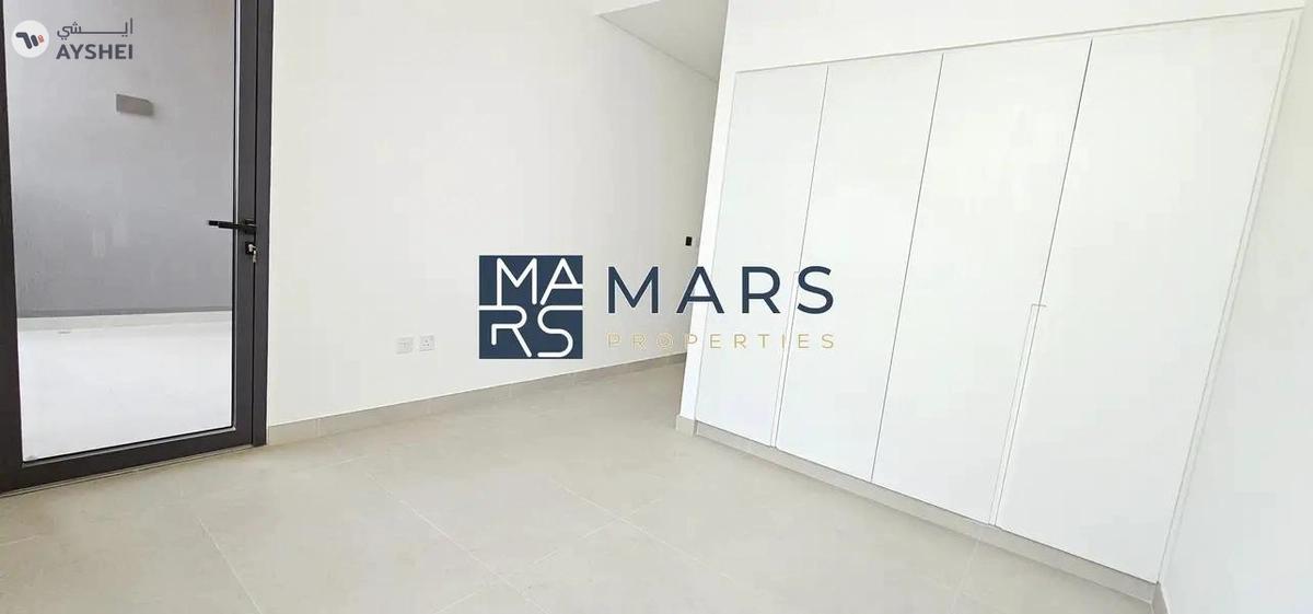 Brand new three bedrooms corner unit ready to move is available for sales in Masaar Sharjah -5-5