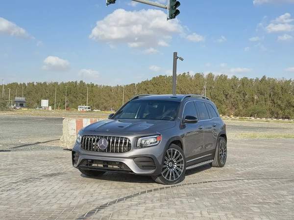 Mercedes-Benz GLB 250 4MATIC 2020, American Specs