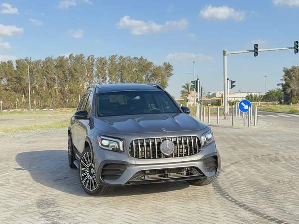 Mercedes-Benz GLB 250 4MATIC 2020, American Specs