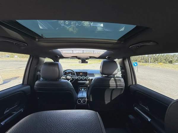 Mercedes-Benz GLB 250 4MATIC 2020, American Specs