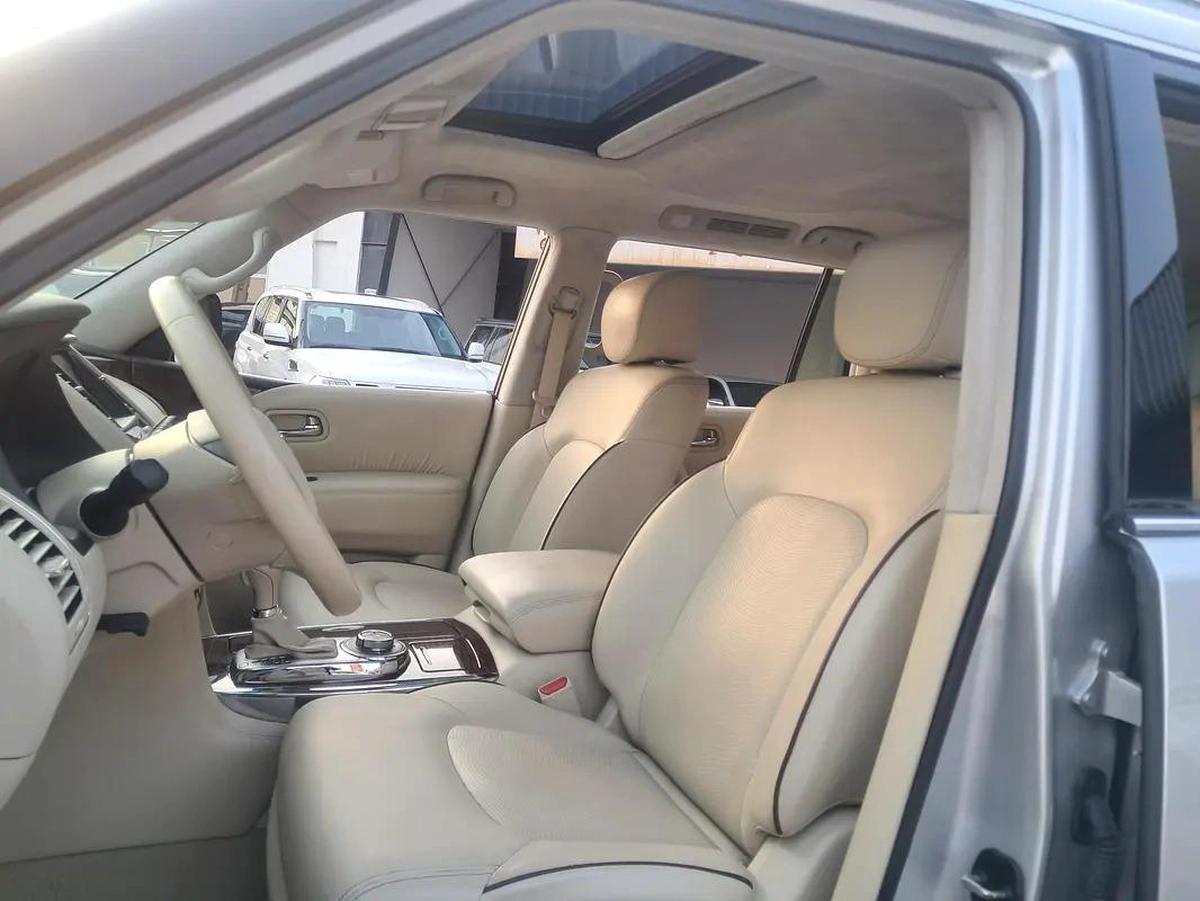 Nissan Patrol LE Titanium N-Plus Big Engin Original Paint Single Owner Well Maintained in Company-1-1