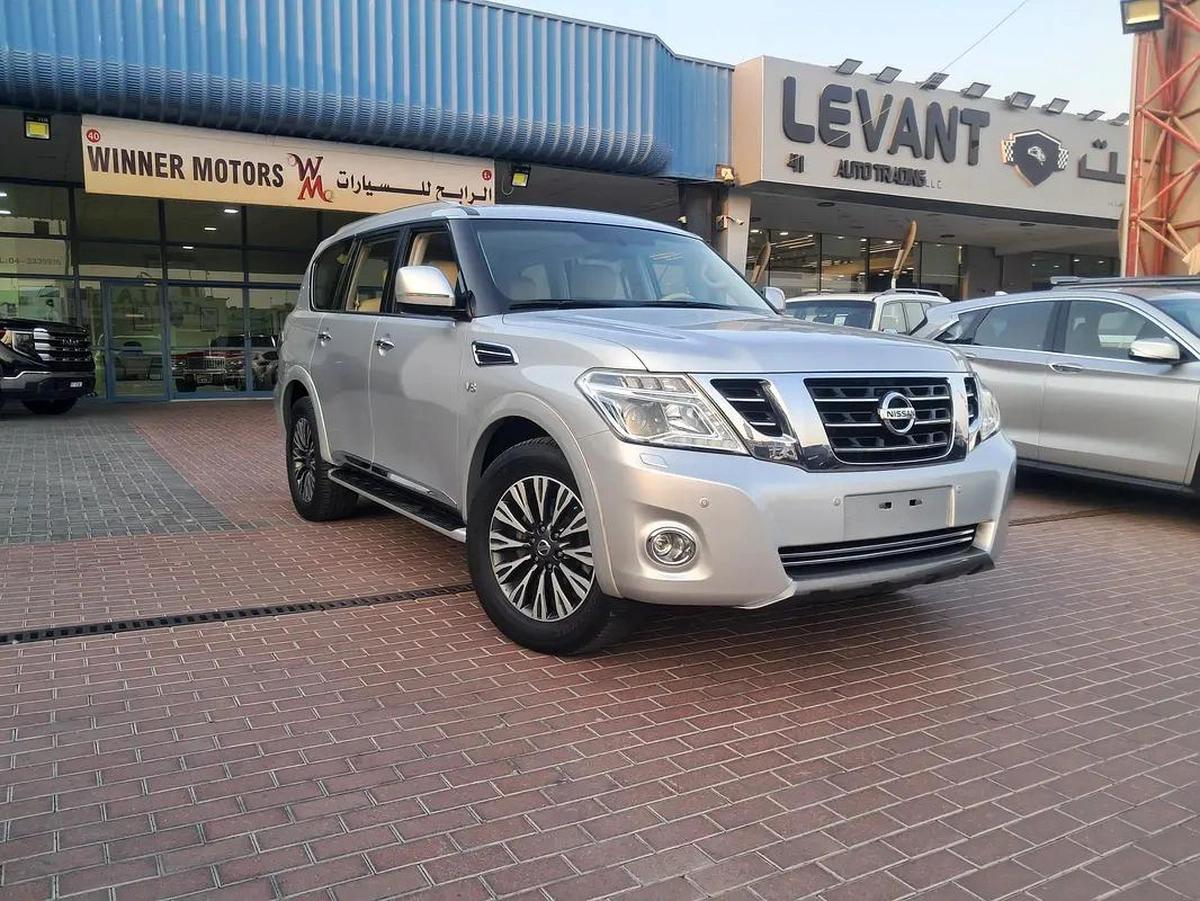 Nissan Patrol LE Titanium N-Plus Big Engin Original Paint Single Owner Well Maintained in Company-10-10