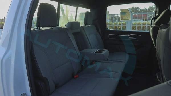 2023 Ram 1500 Bighorn eTorque 3.6L V6 4x4 GCC 0Km With 3 Years Or 100,000 Km Warranty