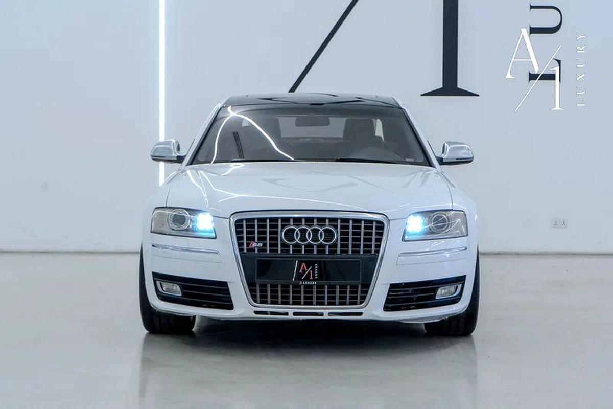 2009 Audi S8 V10, Clean Title, Zero Paint, GCC Spec-6-6
