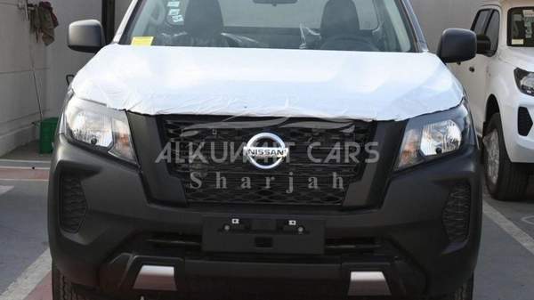 Nissan Navara NISSAN NAVARA 2.5 PETROL XE 4X2 MT SC PLUS
