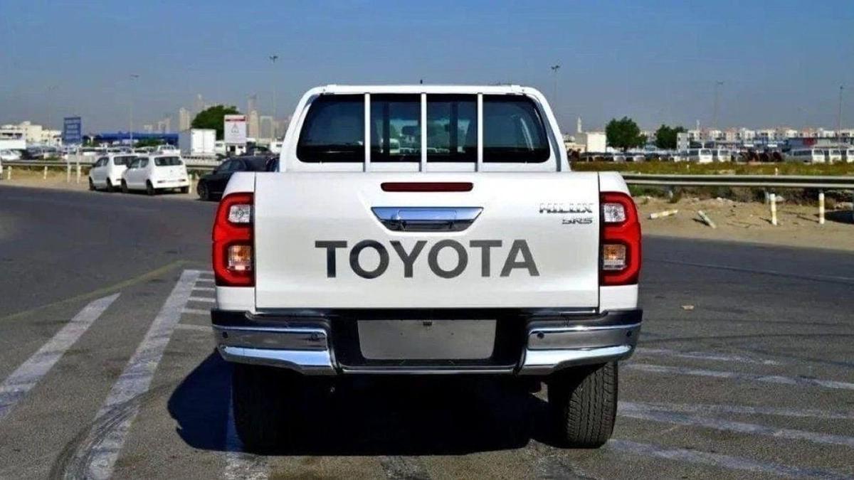 Toyota Hilux DC TRD 4.0L AWD-4-4