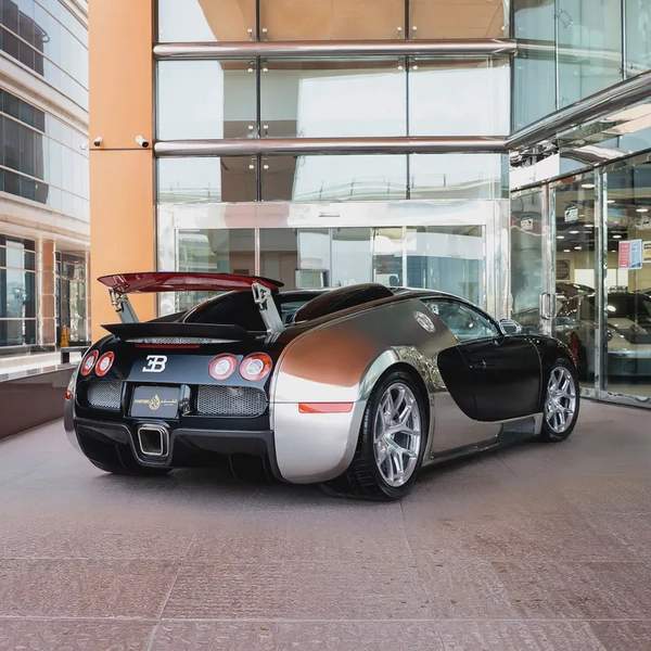 2010 BUGATTI VERYON NOCTURNE GCC DONE ONLY 4000KM WITH 2 YEARS SERVICE CONTRACT