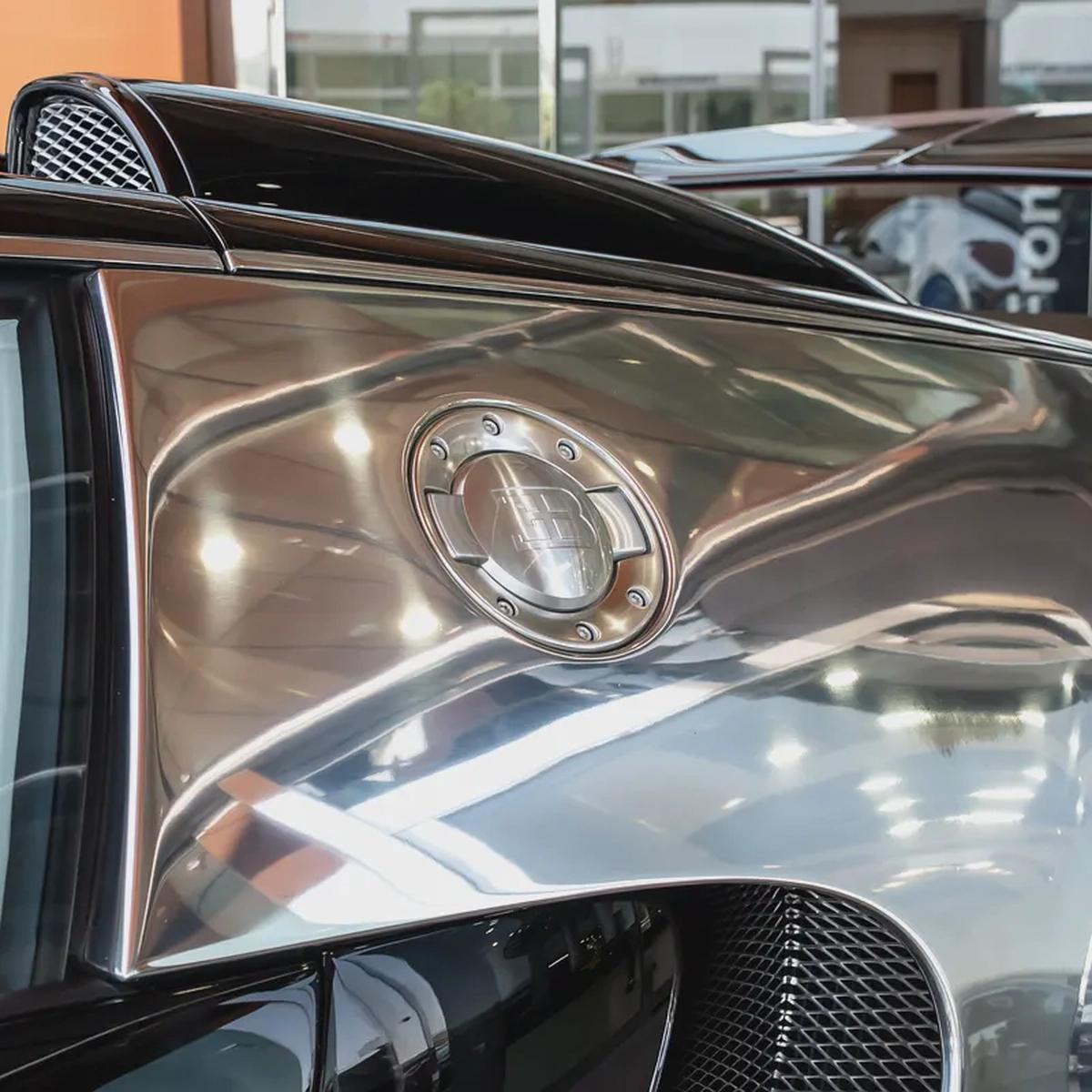 2010 BUGATTI VERYON NOCTURNE GCC DONE ONLY 4000KM WITH 2 YEARS SERVICE CONTRACT-5-5