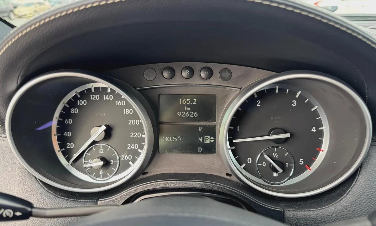 Mercedes-Benz M-Class ML 350, 2012, Japanese Specs-14-14