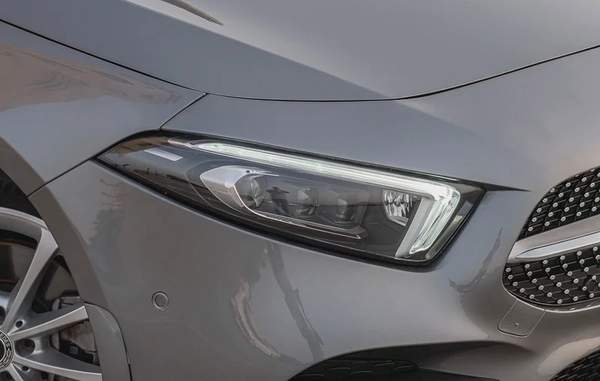 MERCEDES BENZ A220 2020