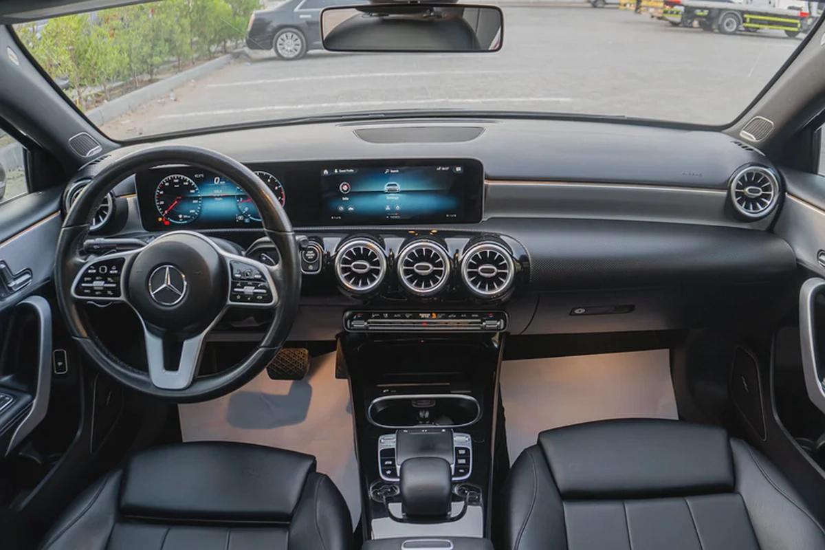 MERCEDES BENZ A220 2020-12-12