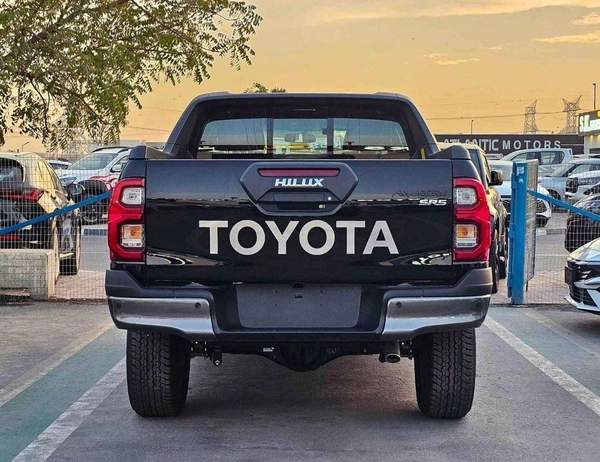 Toyota Hilux SR5 ADVENTURE / 4.0L V6 PETROL / 360 CAMERA / FR & REAR CAMERA / AUTO A.C