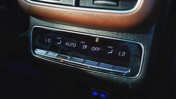 2026 Mercedes-Benz GLE 450 Coupe AMG 4MATIC EQ Boost GCC 0Km With 2 Years Unlimited Mileage Warranty