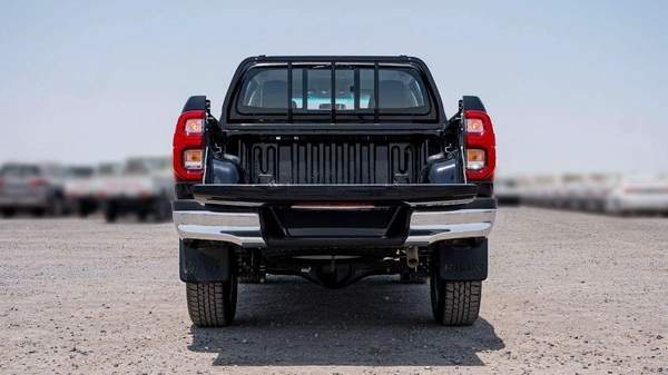 Toyota Hilux Toyota Hilux Toyota Hilux 2.4L Diesel AT 4x4 Full Option 2025