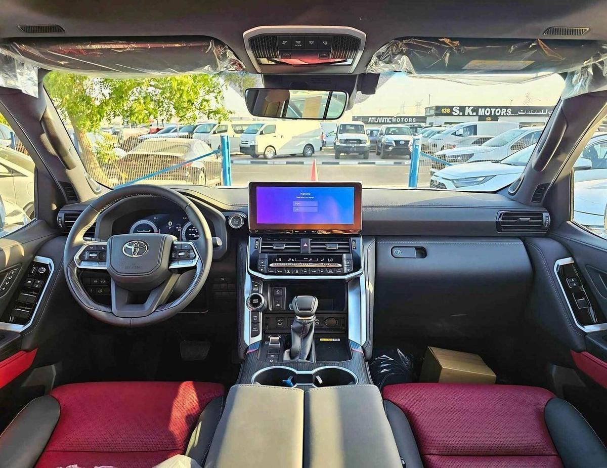 Toyota Land Cruiser VXR 3.5L PETROL | Radar | HUD | Top Variant | Aero Body Kit (CODE # VXR31HK)-2-2