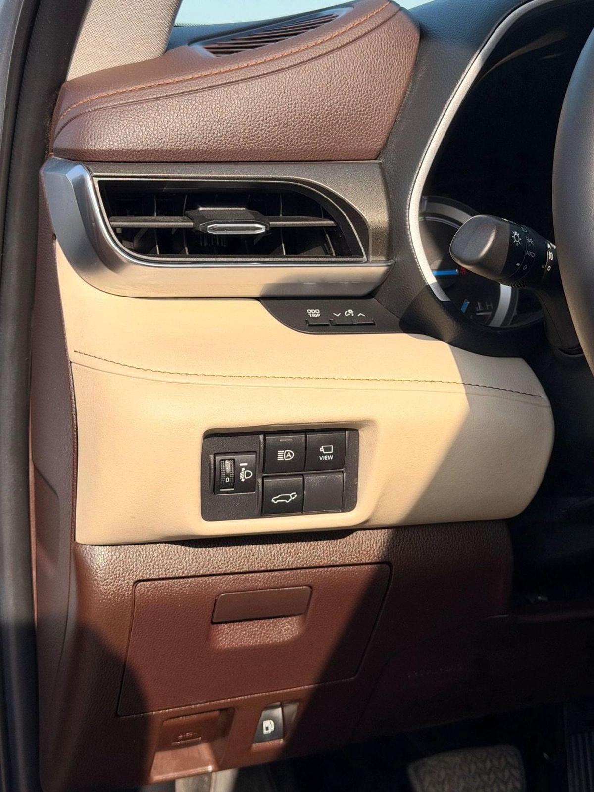 Toyota Highlander Hybrid Platinum 2.5L | 360 camera, panoramic , head up display-21-21