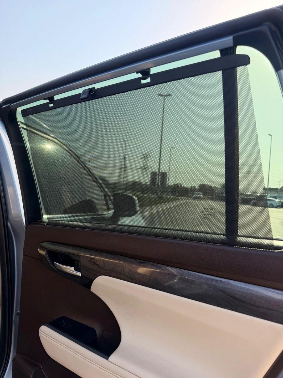 Toyota Highlander Hybrid Platinum 2.5L | 360 camera, panoramic , head up display-22-22