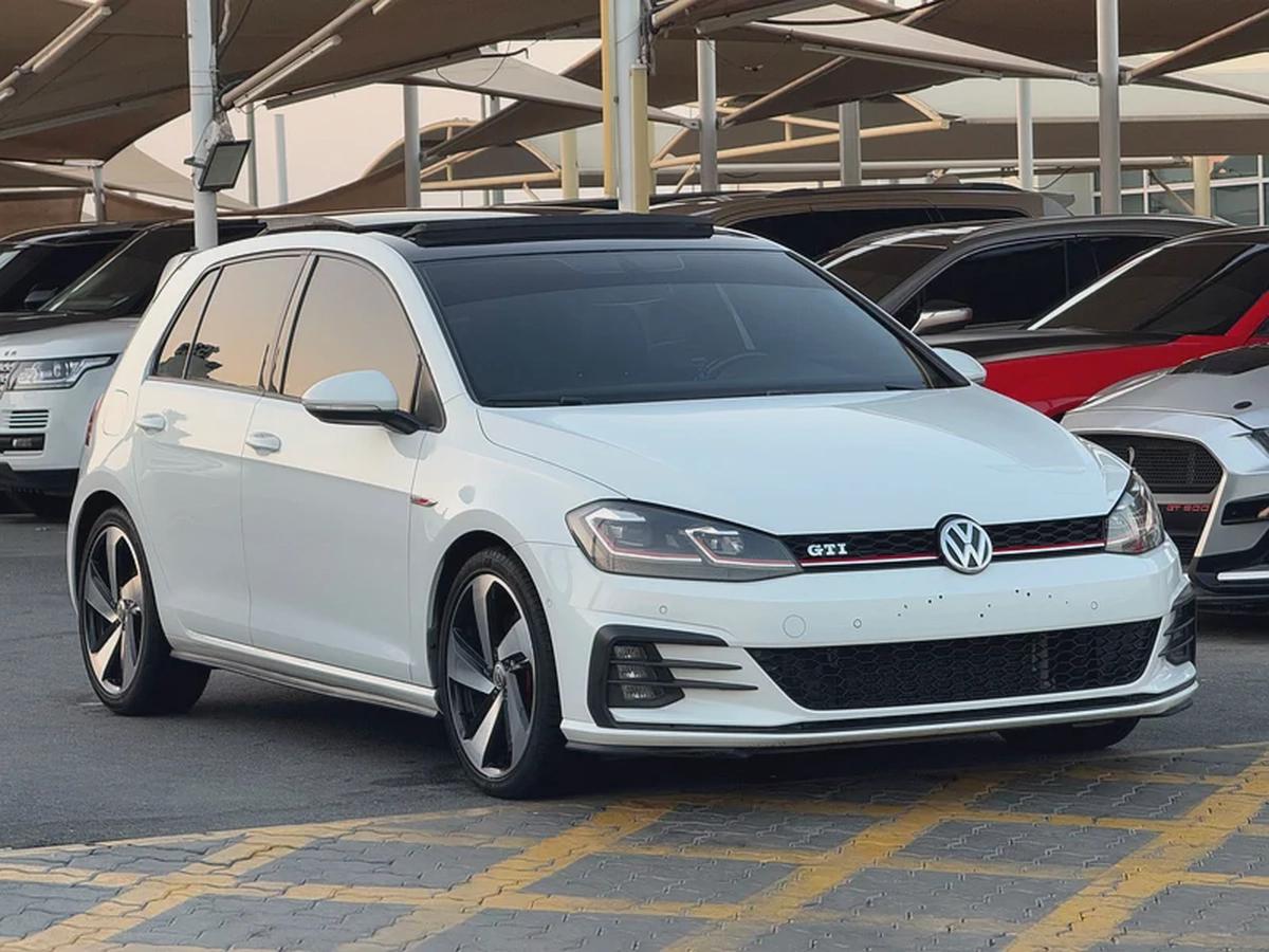 جولف GTI موديل 2018 خليجى بانوراما فل اوبشن صبغ الوكاله بحاله ممتازه-5-5