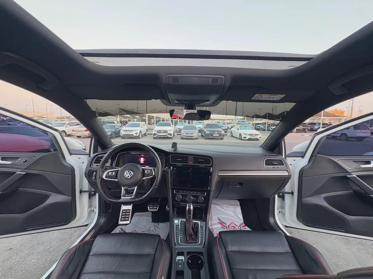 جولف GTI موديل 2018 خليجى بانوراما فل اوبشن صبغ الوكاله بحاله ممتازه-10-10