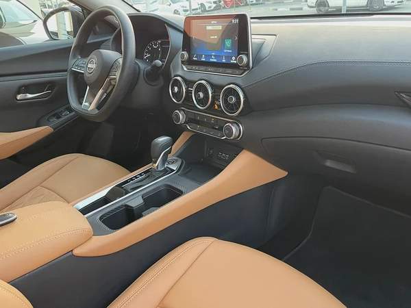 NISSAN - SENTRA - 2024 - SV - 2,0L - AMERICAN SPECS VERY GOOD CONDITION