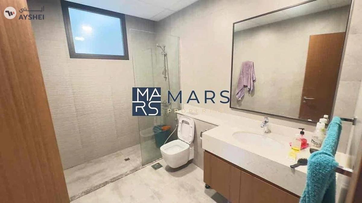 Stunning 4-Bedrooms, 5-Bathrooms Home in Tilal City-13-13