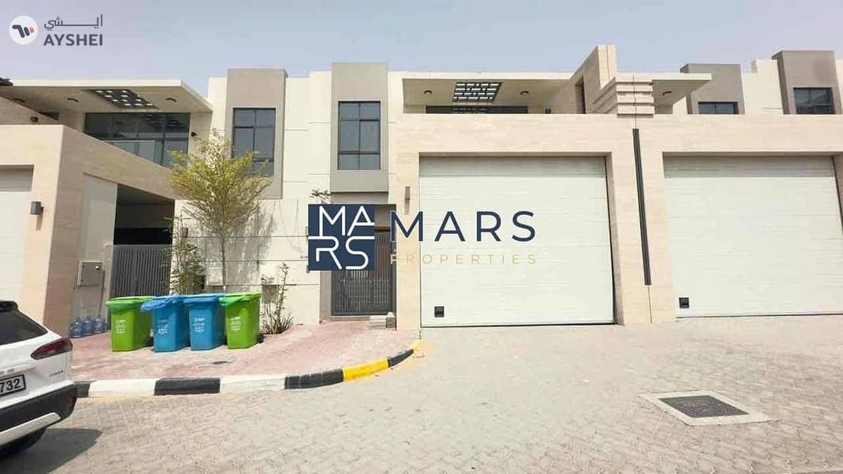 Stunning 4-Bedrooms, 5-Bathrooms Home in Tilal City-0-landscape