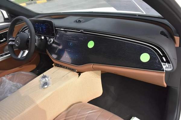 MERCEDES BENZ E300 AMG 4MATIC 2026 | WHITE