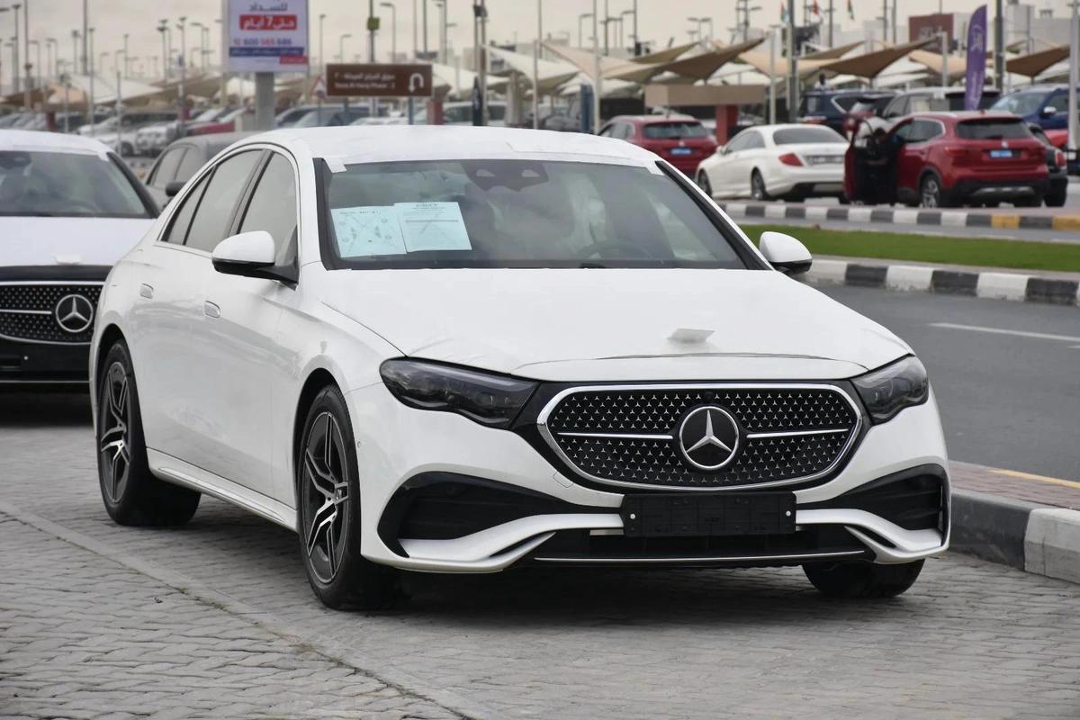 MERCEDES BENZ E300 AMG 4MATIC 2026 | WHITE-0-0