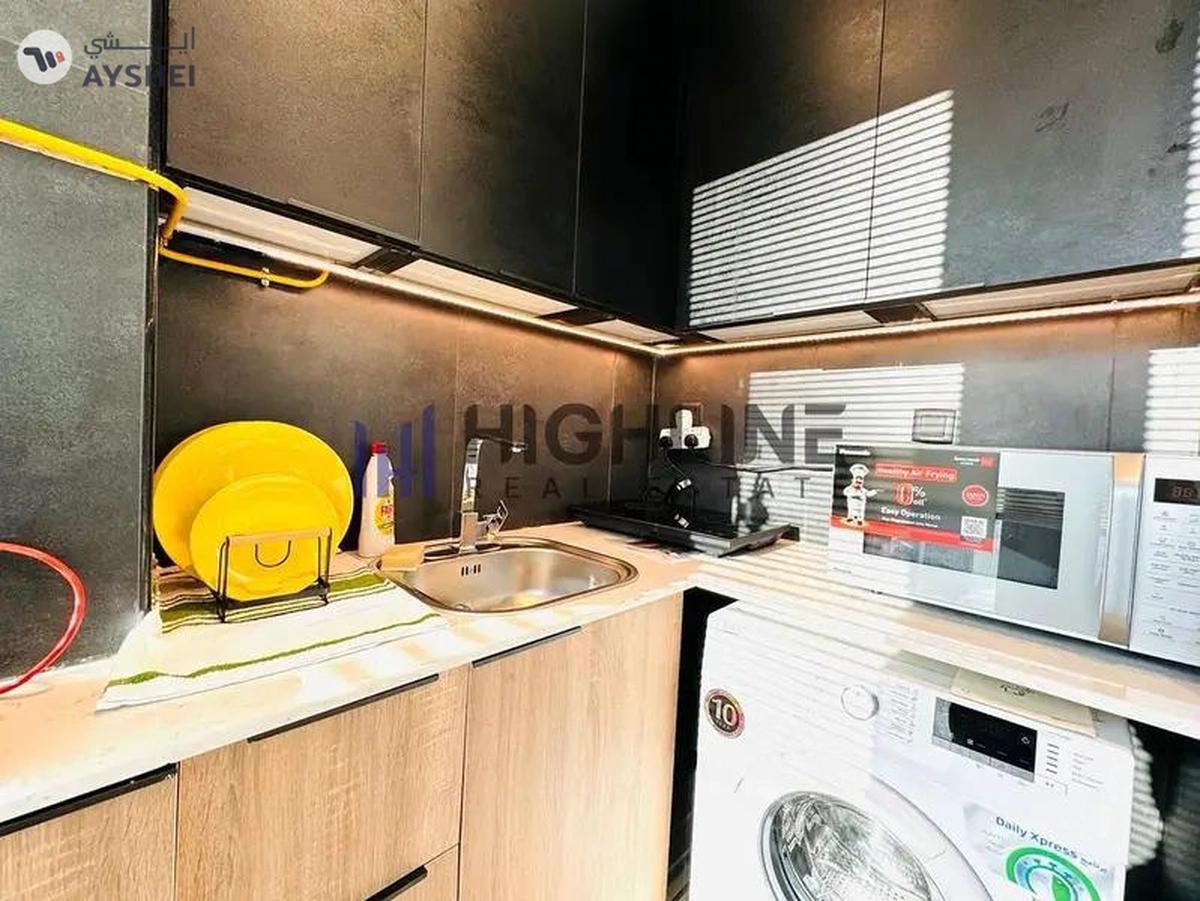 Prime Location | Fully Furnished | Available-10-10