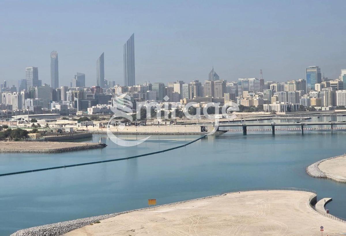 Big Balcony | Modern 1BR | Premium Location-4-4