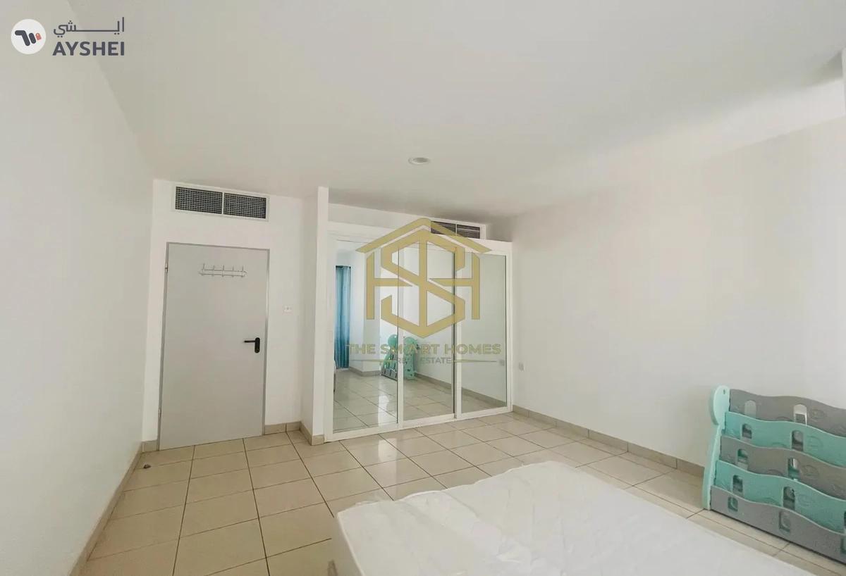 APARTMENT FOR RENT IN AL KHALEEJ CENTRE AREA, AL RAFFA-12-12