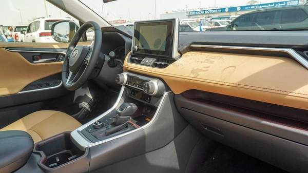 Toyota RAV4 HEV 4WD 2.5L Saudi specs