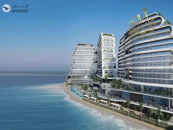 WATERFRONT DEAL_LUXURY THAT PERFORMS_YACHT&BEACH